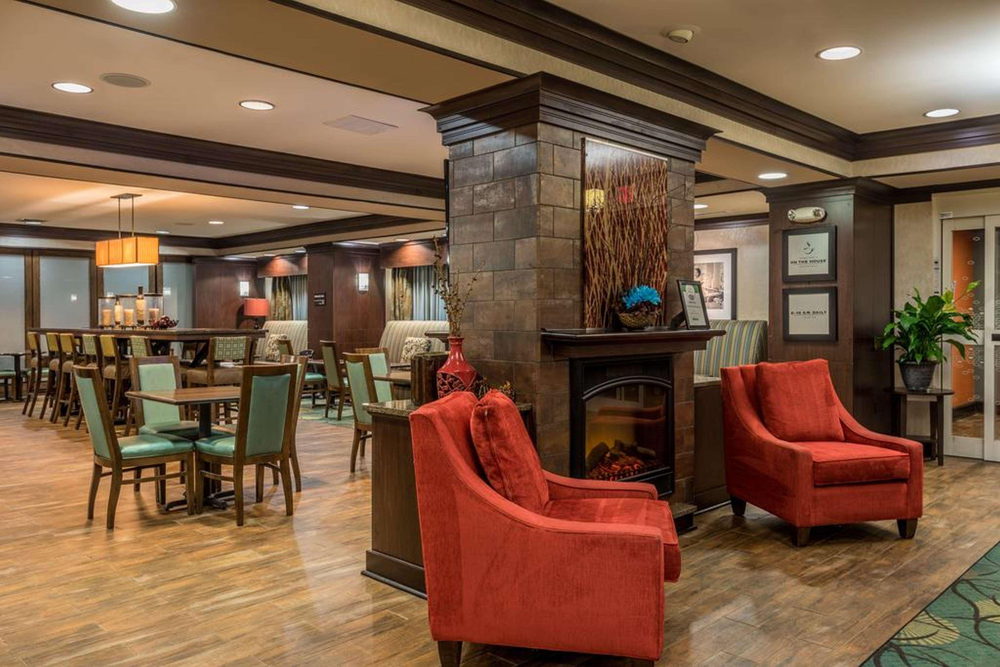 Hampton Hotel