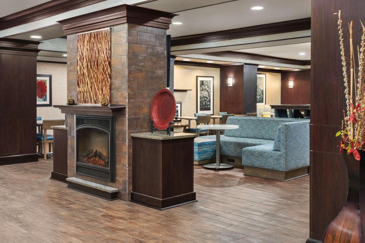 Hampton Hotel