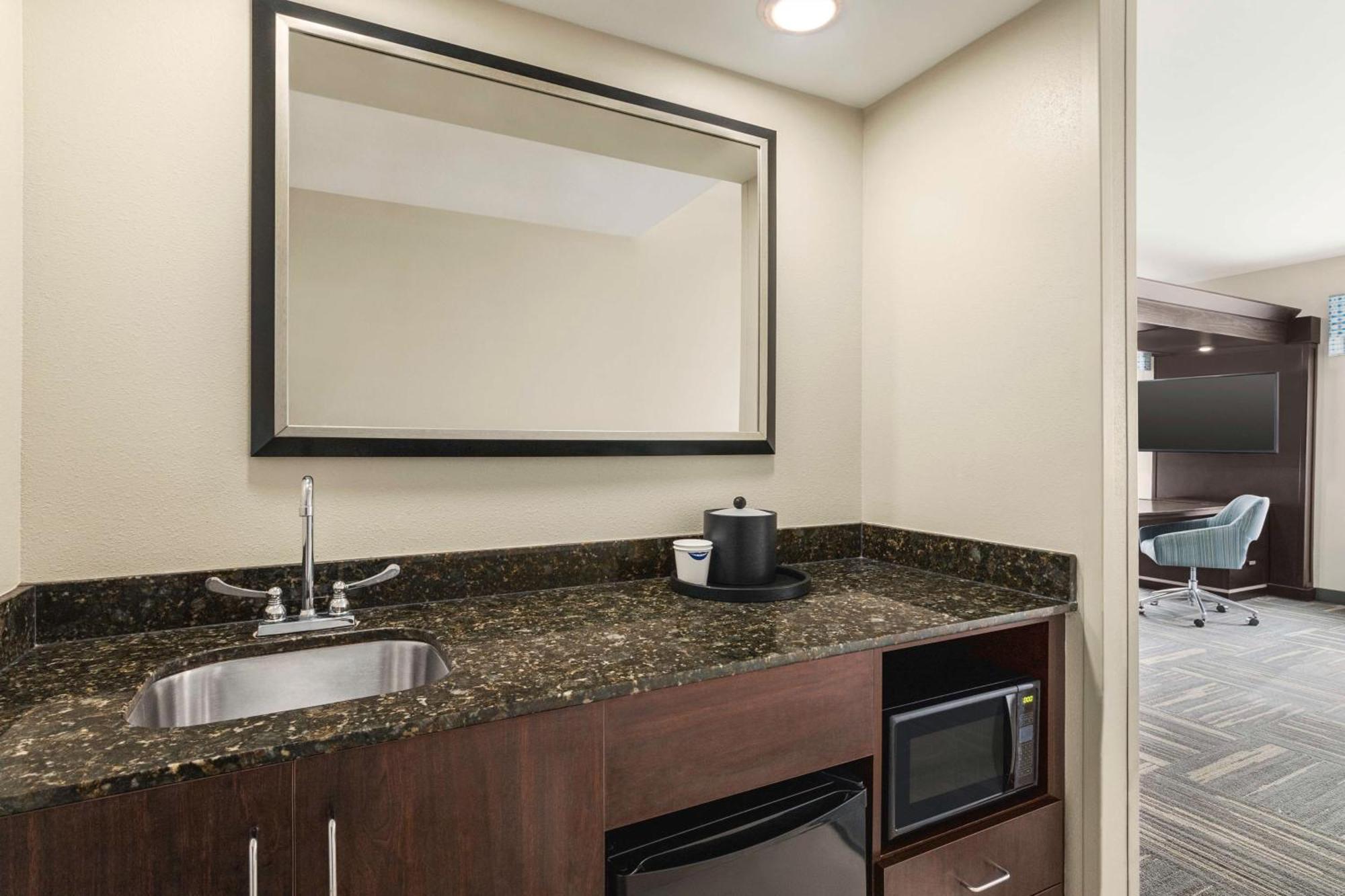 Hampton Hotel New Albany